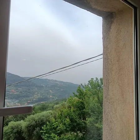 Max's House Finale Ligure